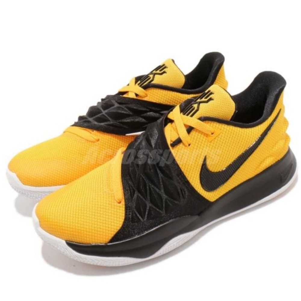 Kyrie Low Nike Yellow & Black. Brand new.